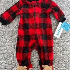 Carters Newborn Size Boy or Girl Baby Onesie